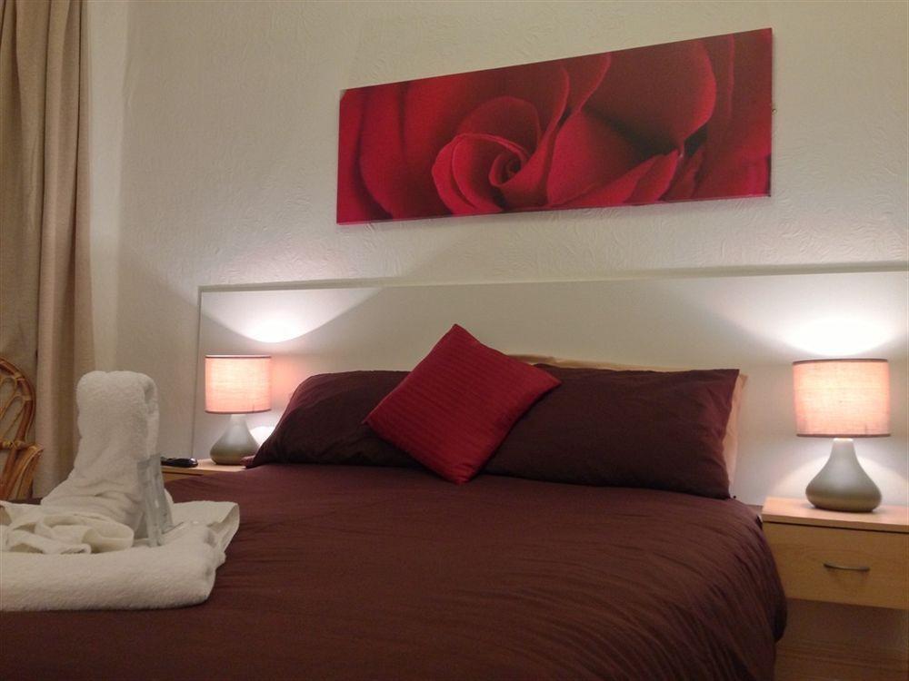 Bed & Breakfast Wilsons - Tower View Blackpool