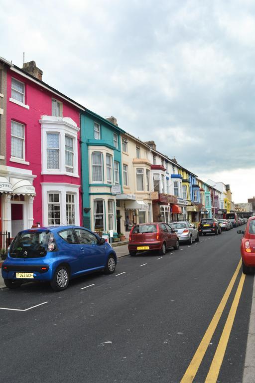 Bed & Breakfast Wilsons - Tower View Blackpool