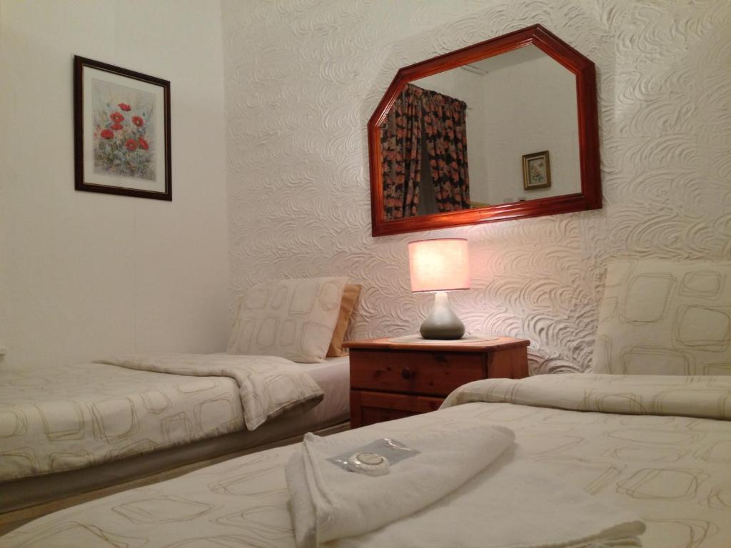 Wilsons - Tower View Bed & Breakfast Blackpool